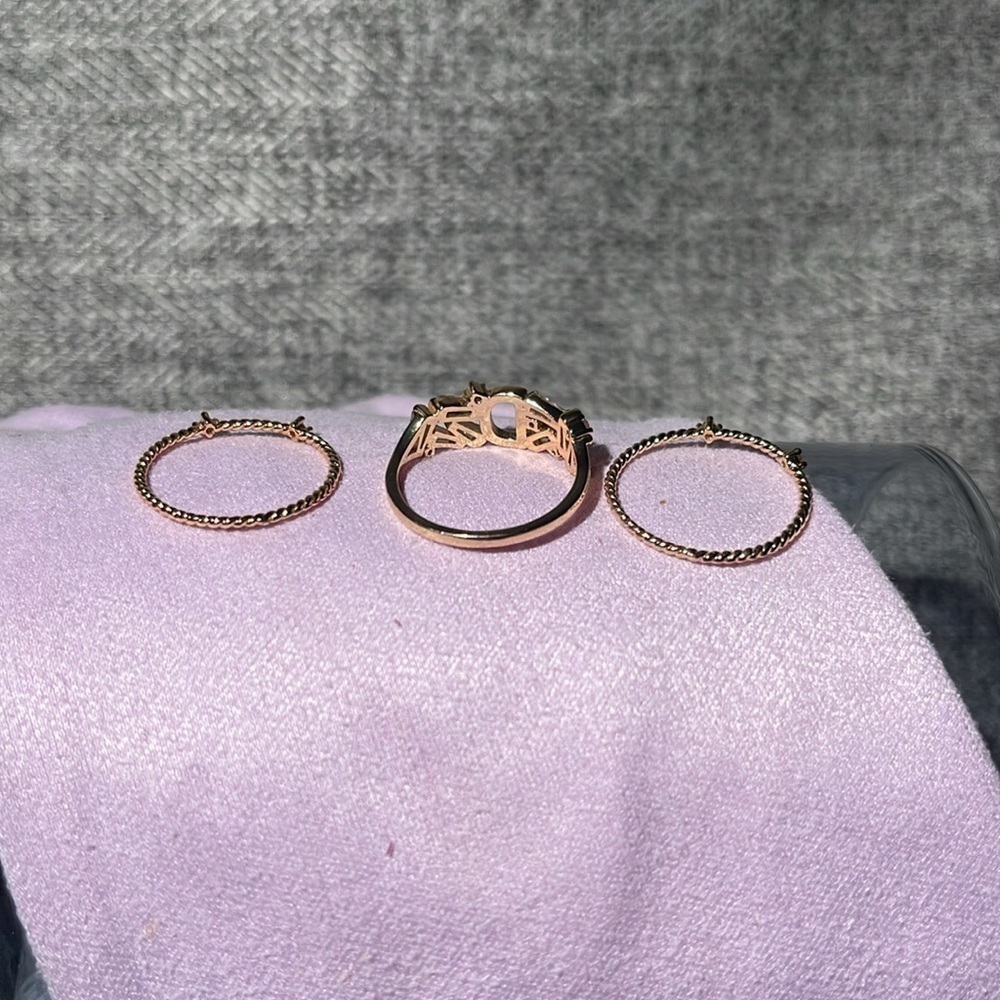 Anthropologie Stackable D Monogram Ring Set. NEW - Picture 4 of 5
